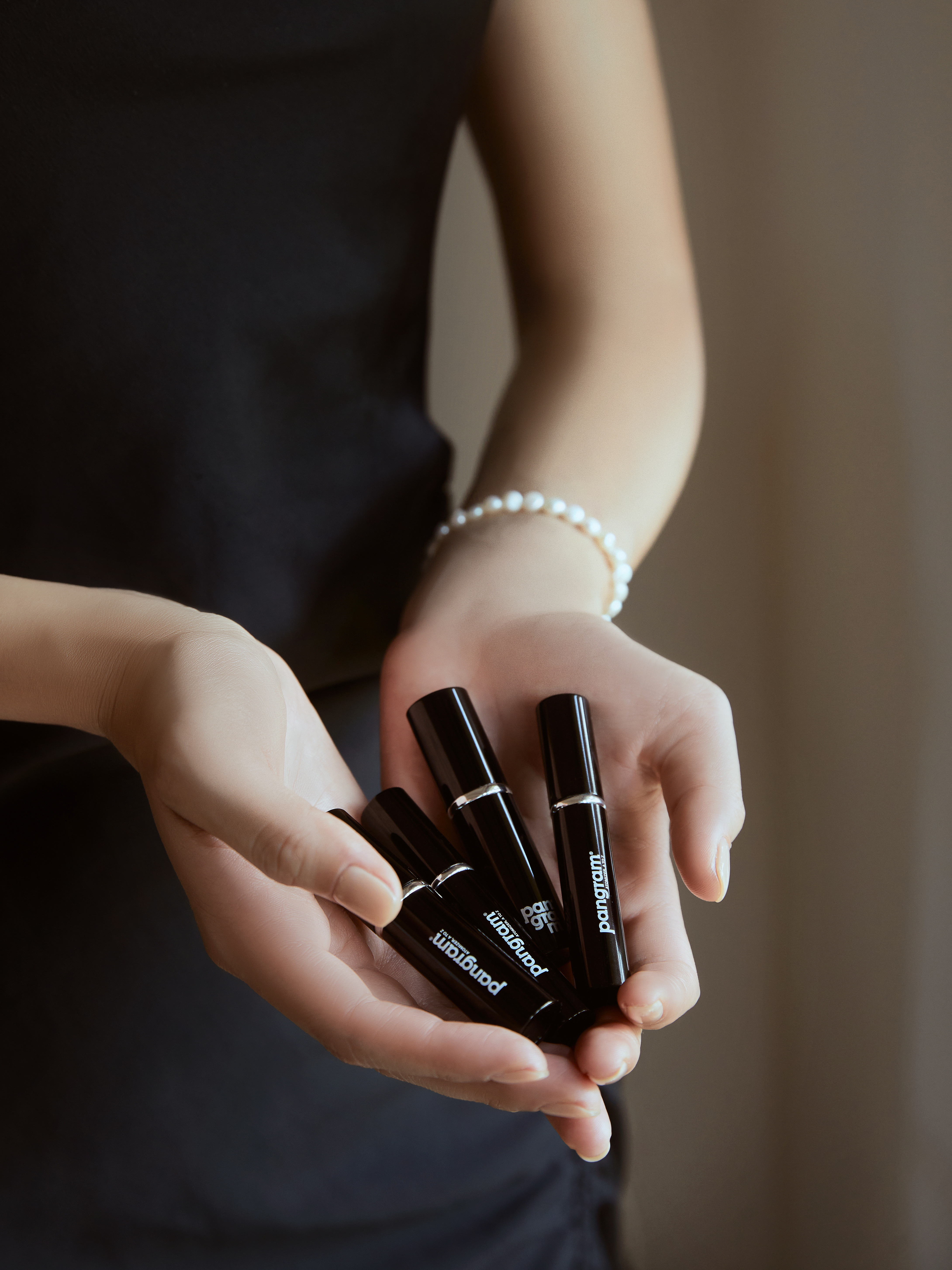 Pangram portable mist packaging product
